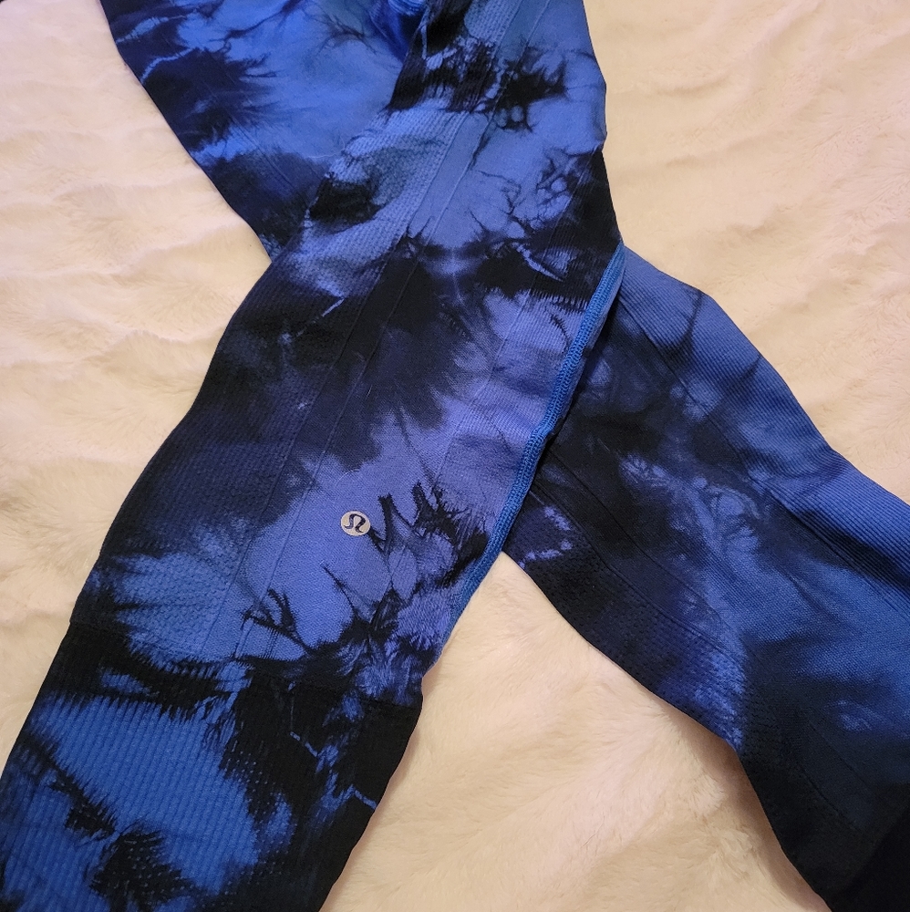 Lululemon Ebb to Street 7/8 Crop